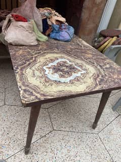 Dinning table for sale