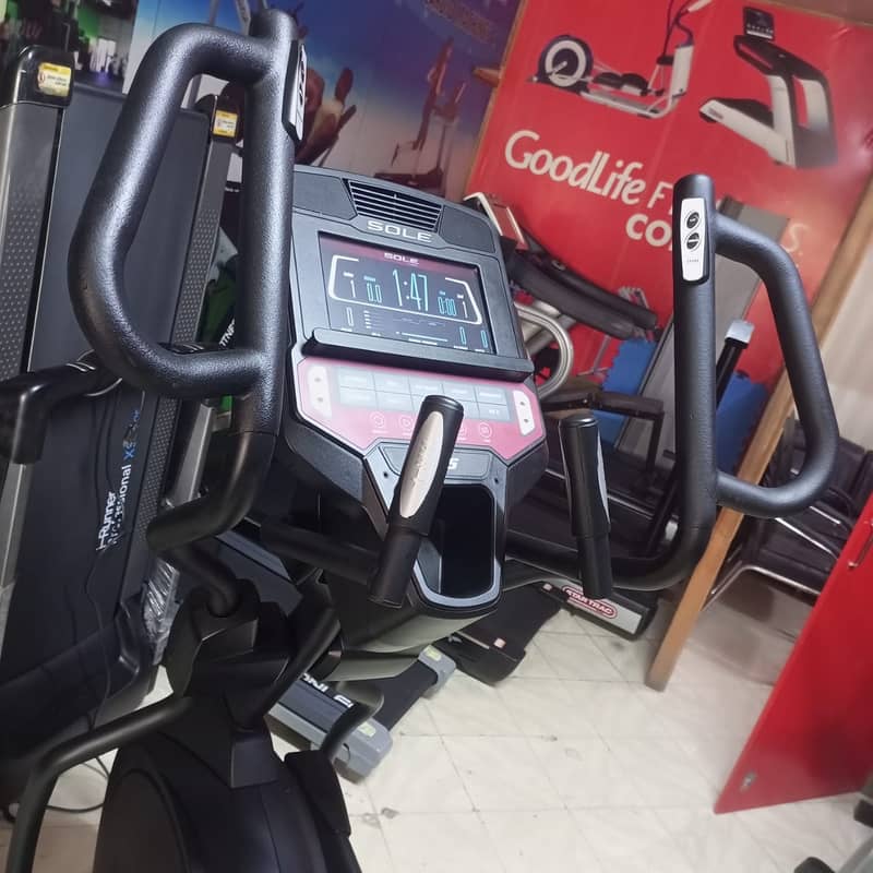 Elliptical trainer Sole 95E|Sole Fitness Elliptical Cross Trainer E95 1