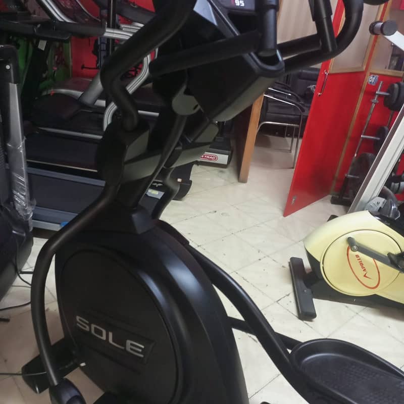 Elliptical trainer Sole 95E|Sole Fitness Elliptical Cross Trainer E95 2