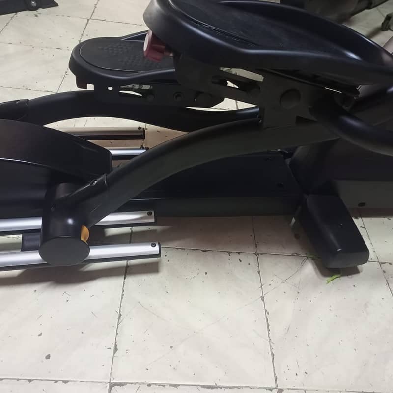 Elliptical trainer Sole 95E|Sole Fitness Elliptical Cross Trainer E95 3