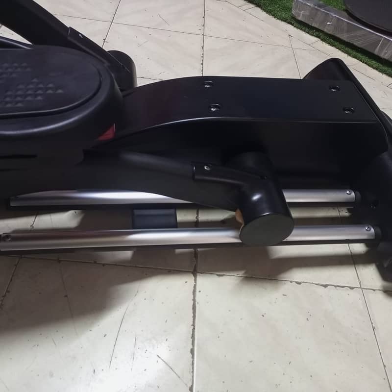 Elliptical trainer Sole 95E|Sole Fitness Elliptical Cross Trainer E95 11