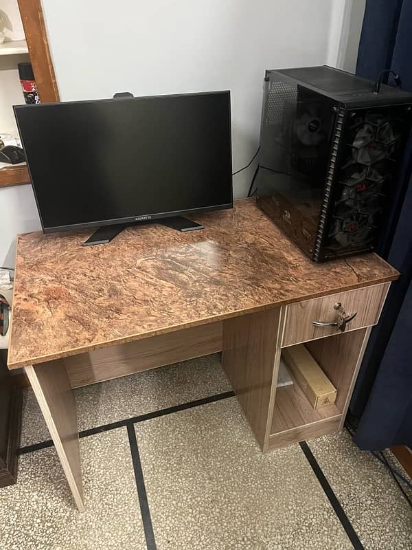 Computer table/Office table of high quality 1