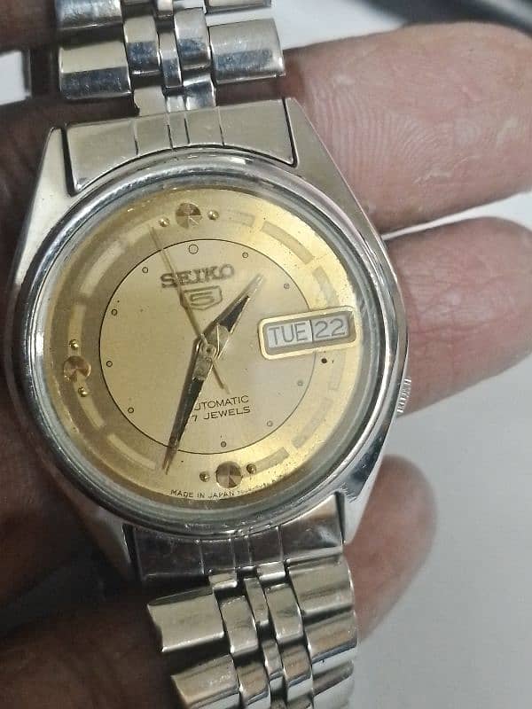 Seiko 5 automatic Japan watch for men 2