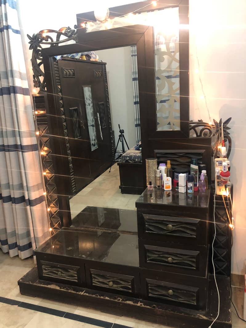 Dressing Table for Sale 1