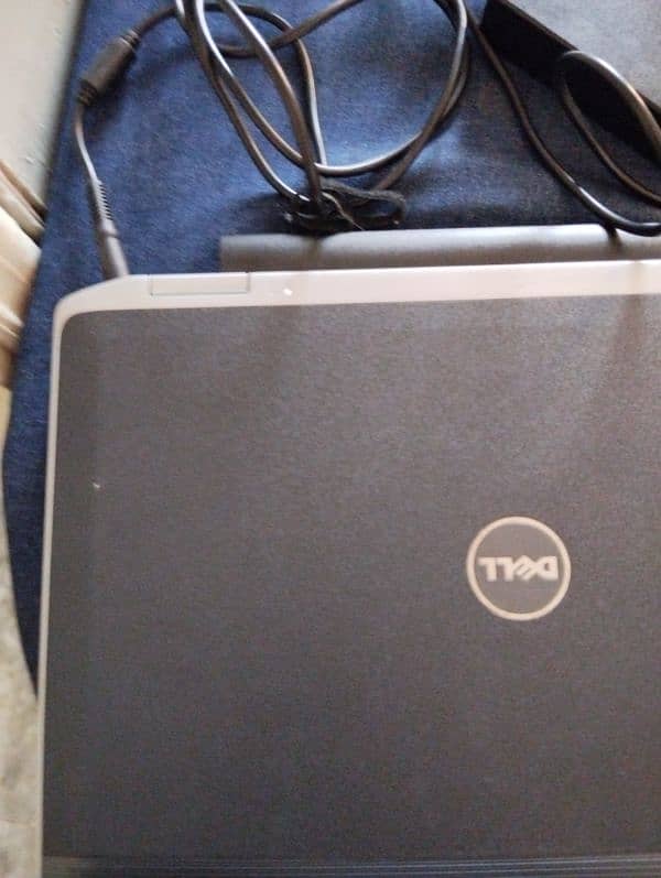 Dell latitude E6320 series 2