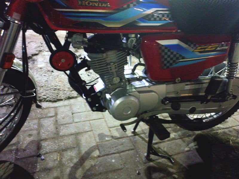 HONDA CG 125 2024 9