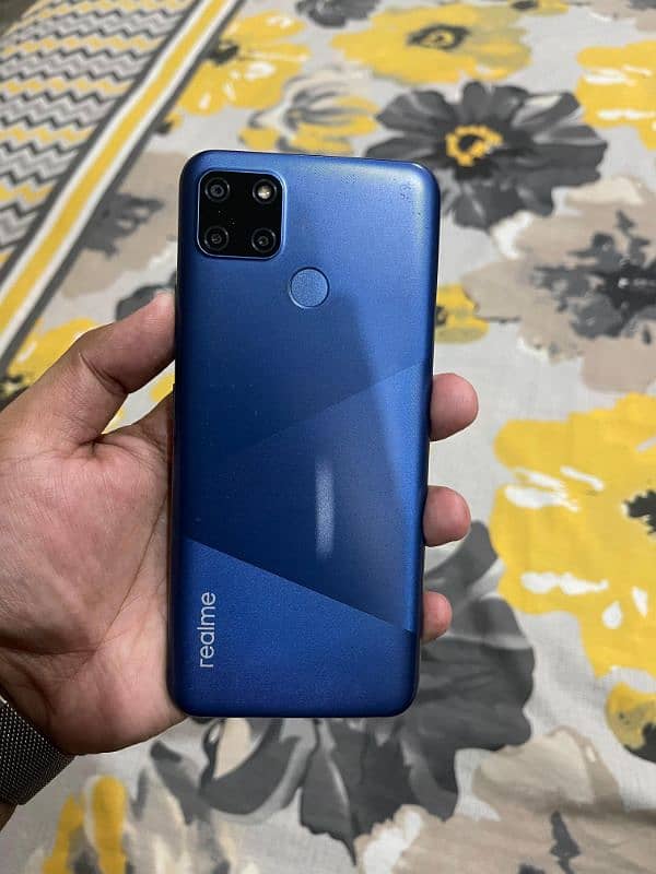 Realme C12 0