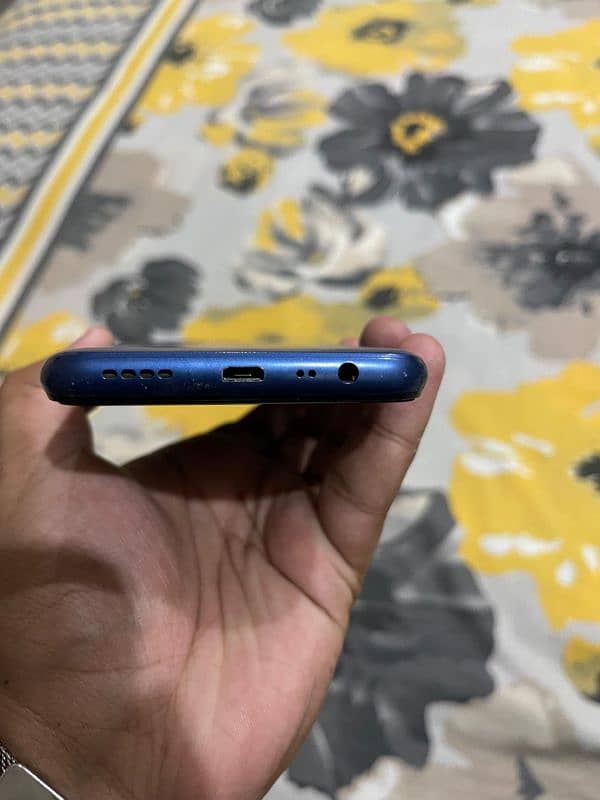 Realme C12 2