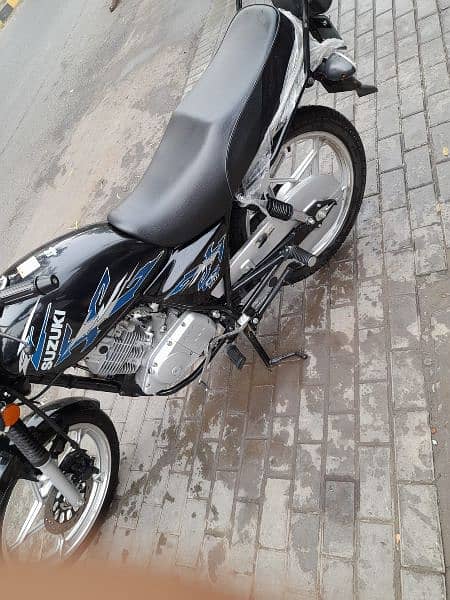 Suzuki gs 150se 2