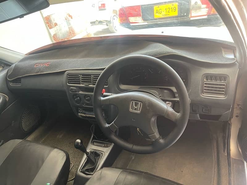 Honda Civic EXi 2000 9