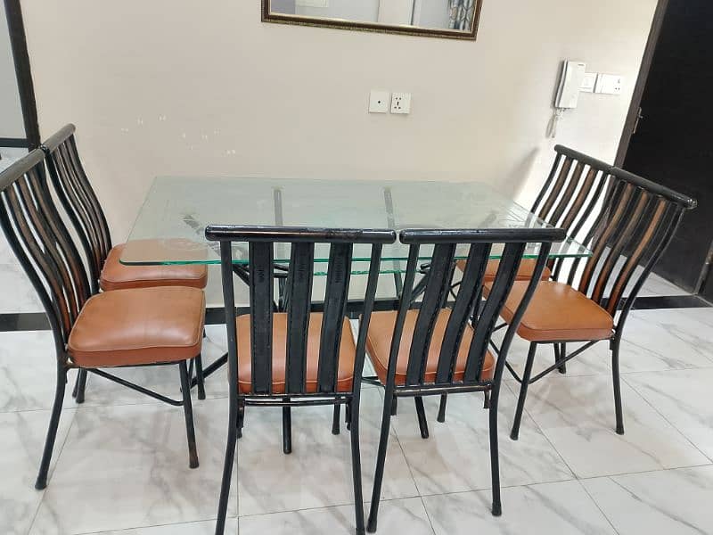 Dining Table  for sale 18000 3