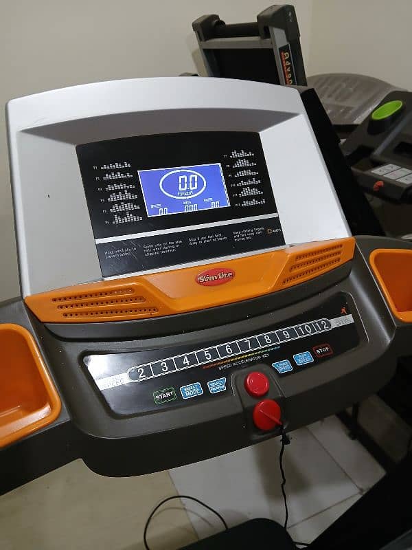 treadmils. (0309 5885468). gym cycles. spin bikes. ellapticals 19