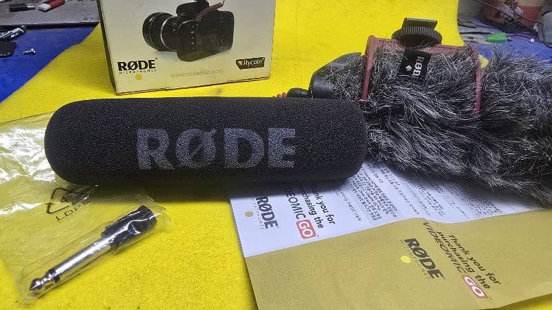 Rode VideoMic GO Lightweight On-Camera Microphone 3