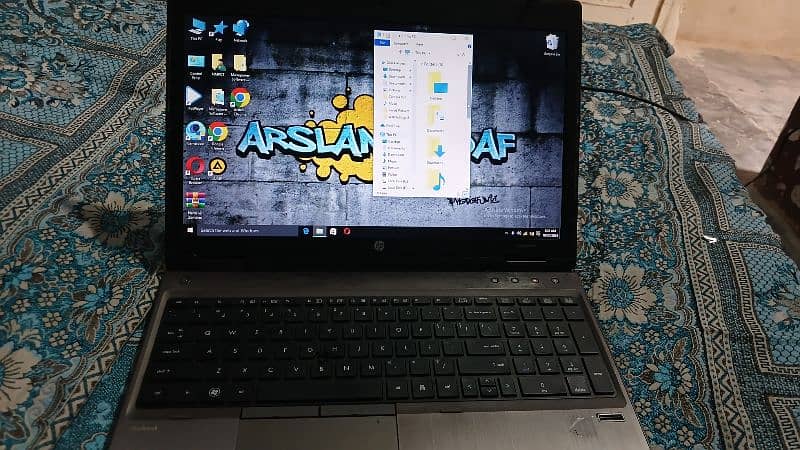 hp laptop 4/256 2