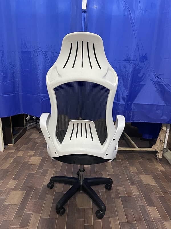 Gaming and office comfortable chair 1