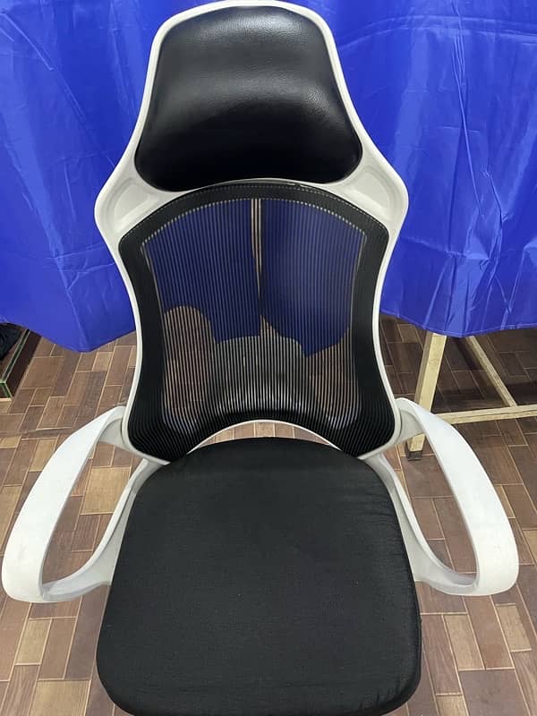 Gaming and office comfortable chair 3