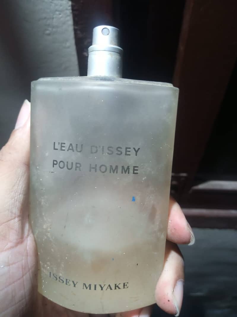 Branded Perfumes | Perfume Orignal leftover | j.  Available 10