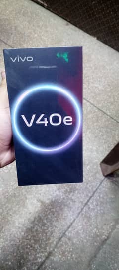 VIVO V40E 8/256 green