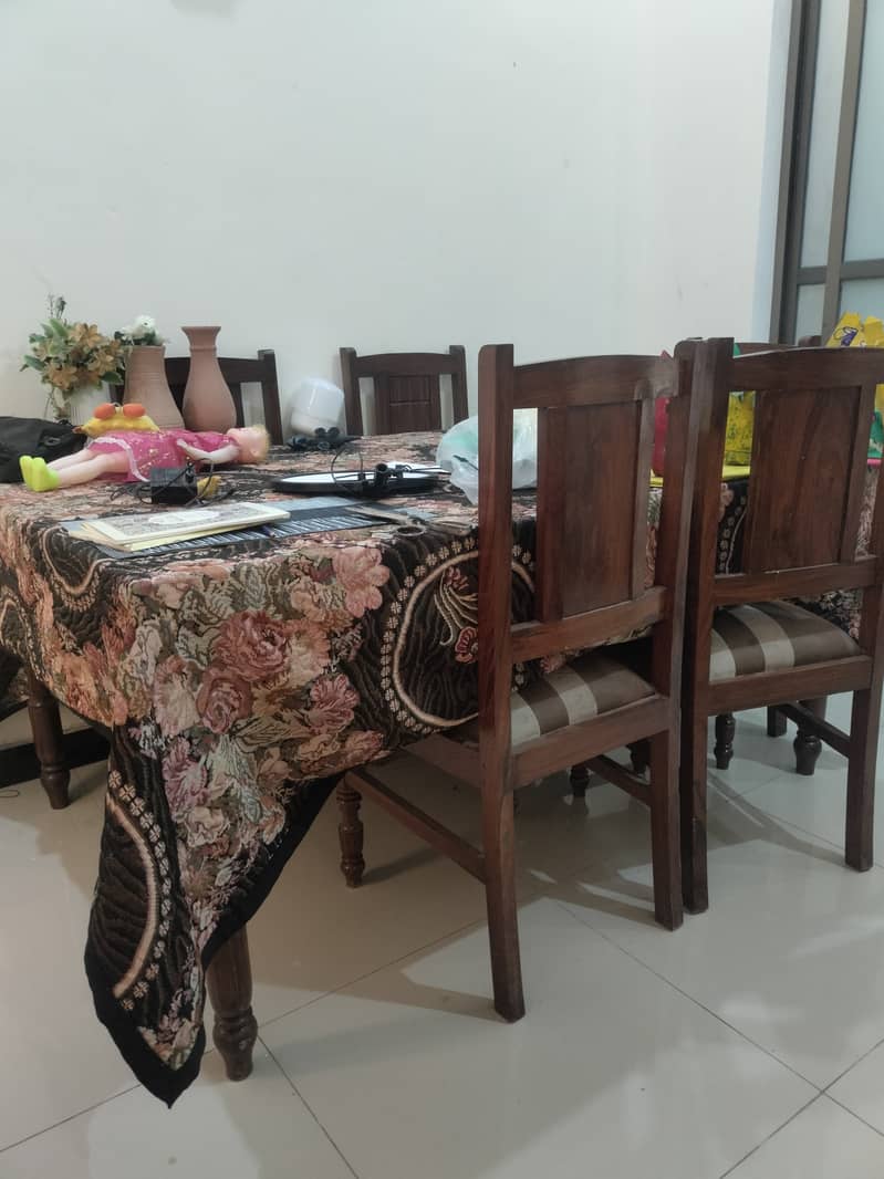 Dinning Table For Sale 0