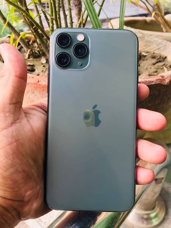 iPhone 11 Pro 0