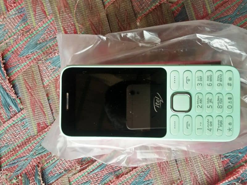 Itel 5361 Open box sath Hy with charger good condition pta approved 2