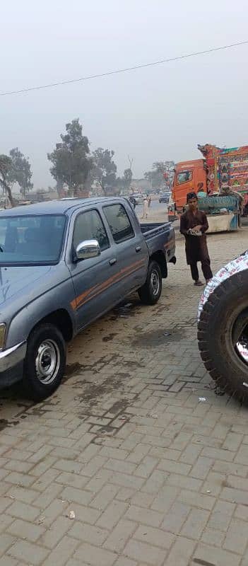 Toyota Hilux 1999 0