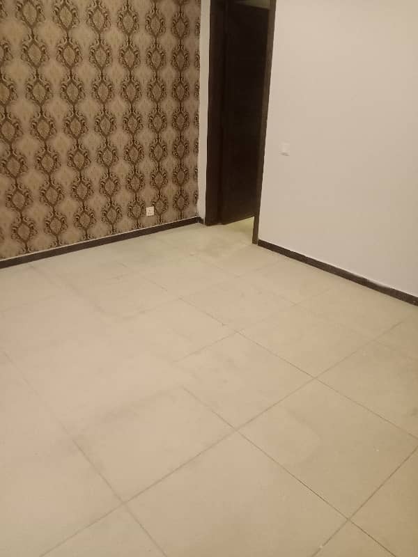 1600 Square Feet Flat In Islamabad Is Available For sale 6