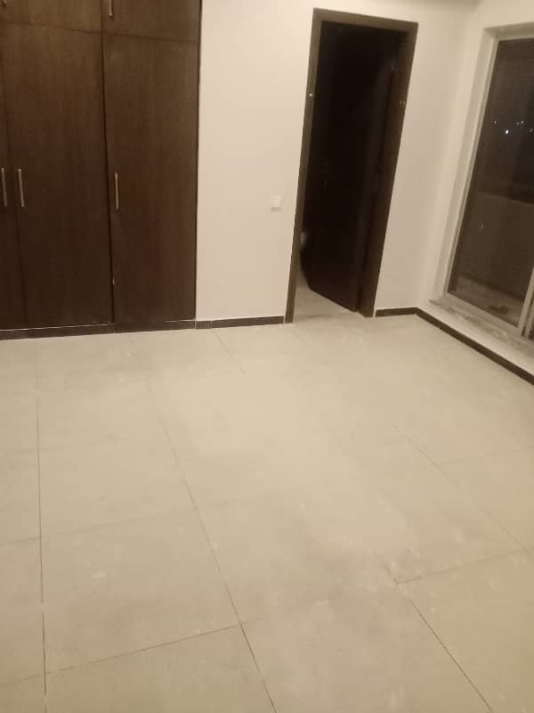 1600 Square Feet Flat In Islamabad Is Available For sale 10