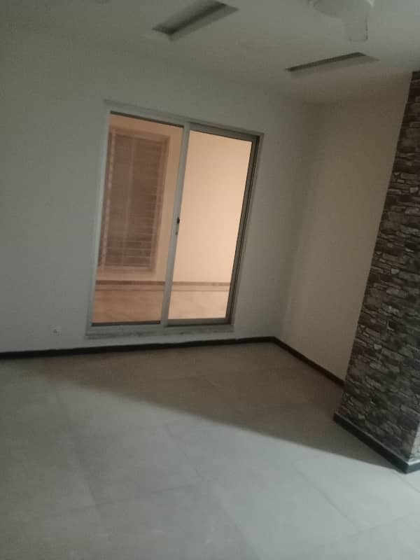 1600 Square Feet Flat In Islamabad Is Available For sale 17