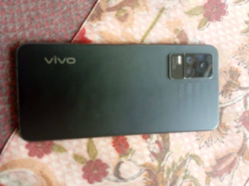 vivo v21e 8+4Gb ram 128 gb memory 0