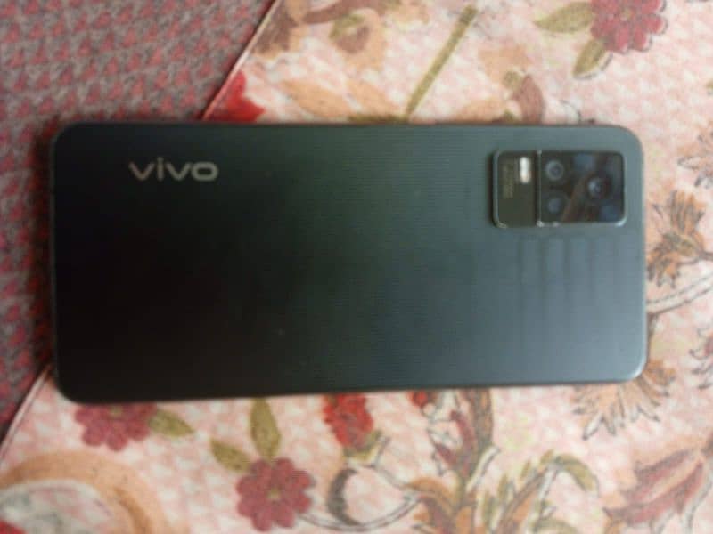 vivo v21e 8+4Gb ram 128 gb memory 2