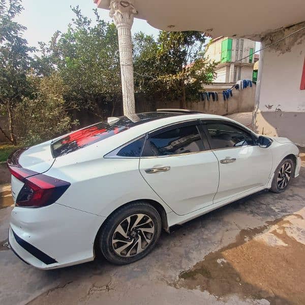 Honda Civic Oriel 2017 1