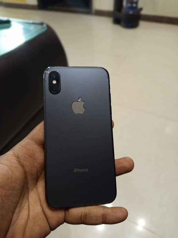 I am selling my iPhone x non pta fu 64gb 5