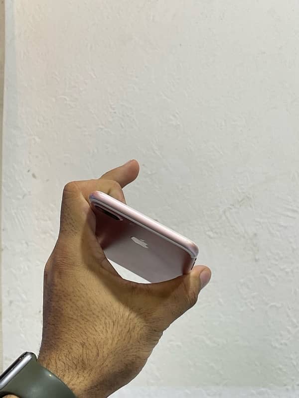 iPhone 7plus 256GB PTA Totall genuine 9