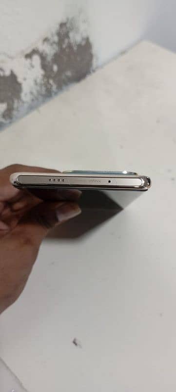 infinix zero 30 8+8 256gb 6