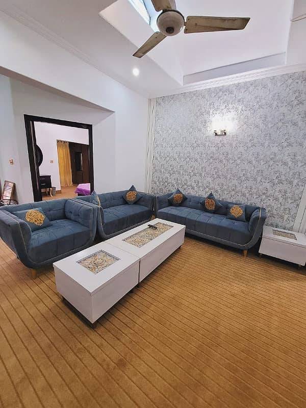 9-Marla Full Furnished House in Ali Block Bahria Town Lahore 12