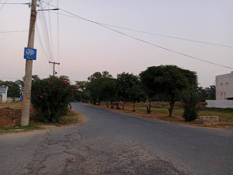 1 Kanal Residential plot available for sale in iep town Lahore 4