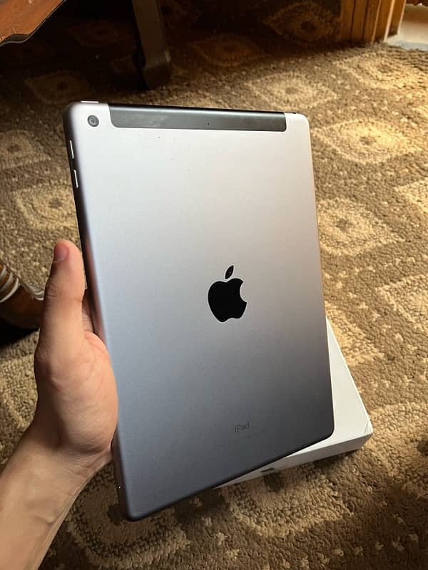 Ipad 6th generation 128gb PTA Official Approved 1