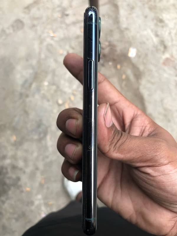 IPhone 11 pro 256gb 5