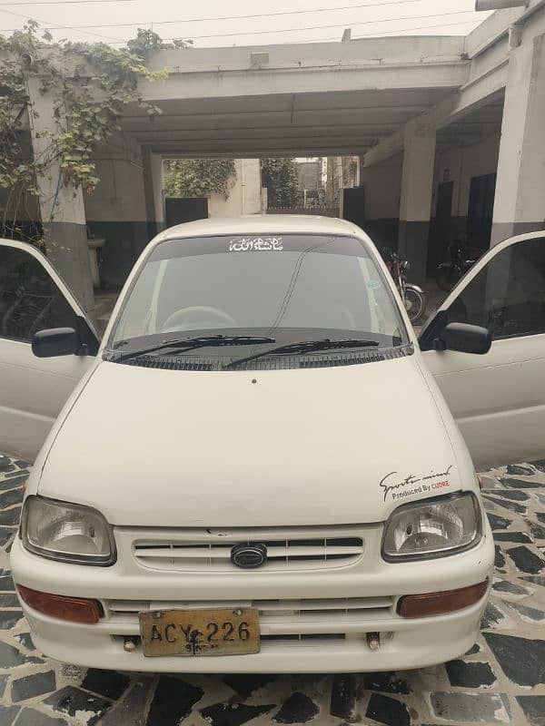 Daihatsu Cuore 2000 8