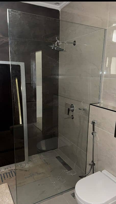 Shower tempered Glass 1