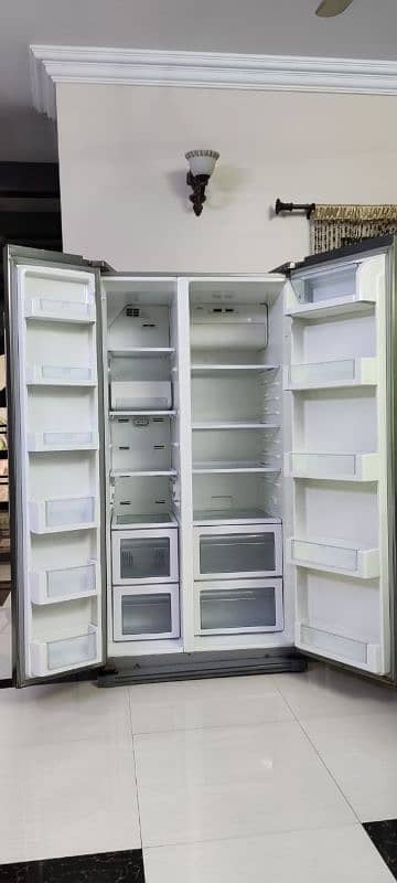 Haier Refrigerator like new 3