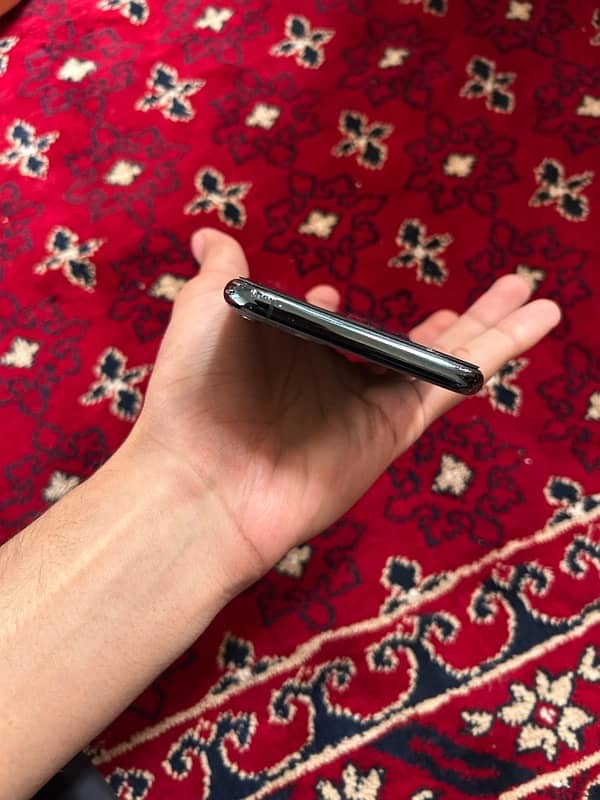 iPhone 11 Pro Max non pta 2