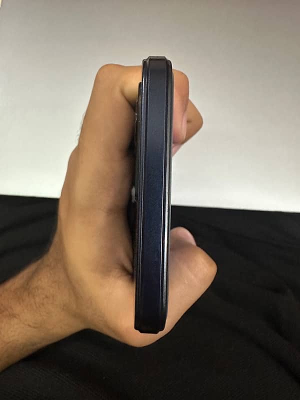 Infinix Note 12 8/128 in mint Condition 4