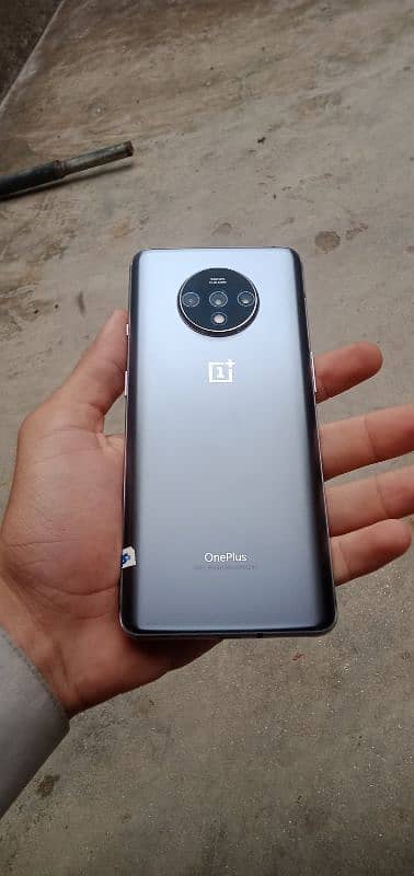 OnePlus 7T 5