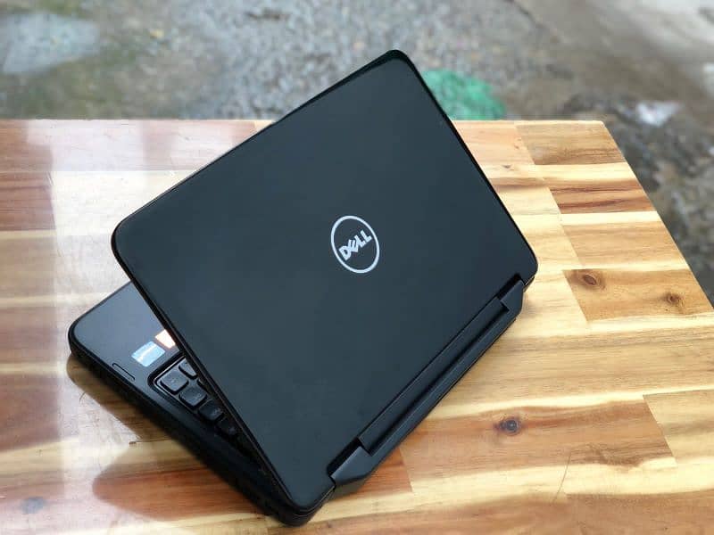 Dell Laptop Core i5 2nd Generation (Ram 4GB + Hard 320GB) Black Glossy 3