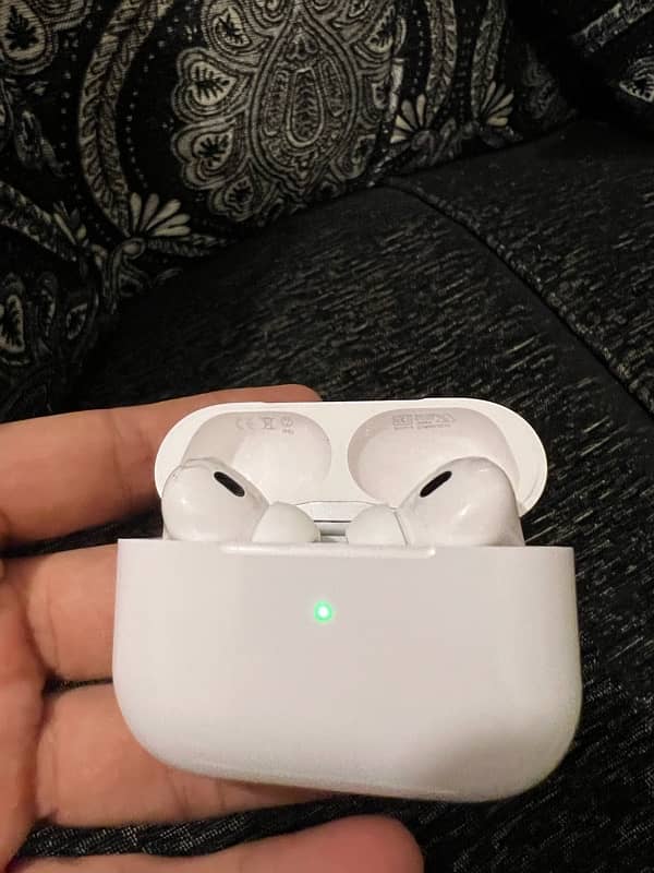 Apple AirPods Pro 2nd Generation Original 1