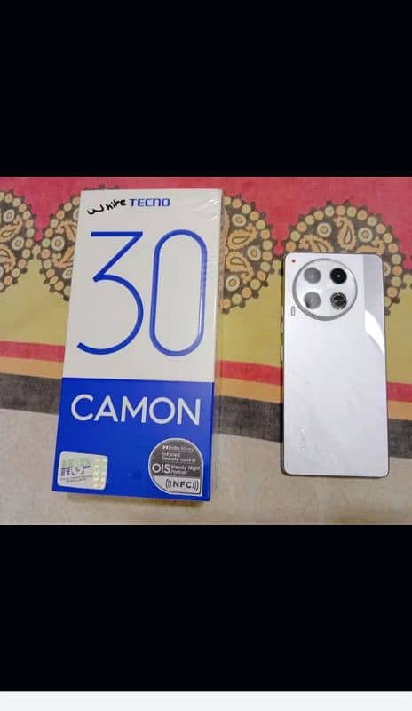 TECNO CAMON 30 RAM12+256 70wat fast charger 0