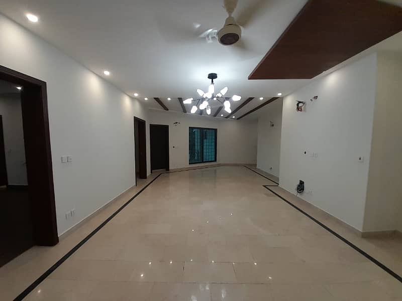 Kanal Lower Portion 3 Bed Available For Rent In Sui Gas Society 14