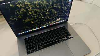 Macbook Pro 16 inch 2019 45 life cycle count 16gb ram 512 ssd